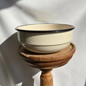 Miska Emaliowana ◦ duża ◦ 24 cm ◦ Krem budyniowy ◦